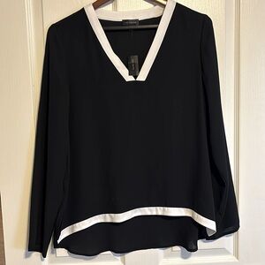 NWT The Limited beautiful flowy Blouse.